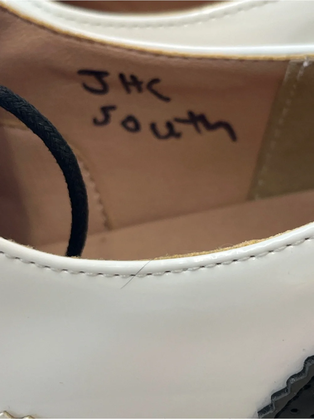 Women’s Oxfords - Saddle Shoe Style - Picture 4 of 8